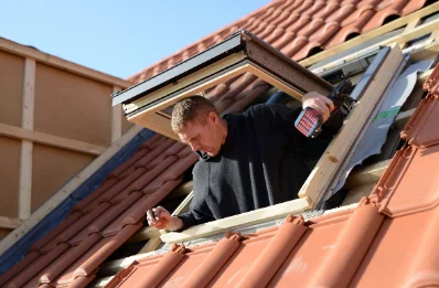 Pose de fenêtres de toit Velux à Menskirch
